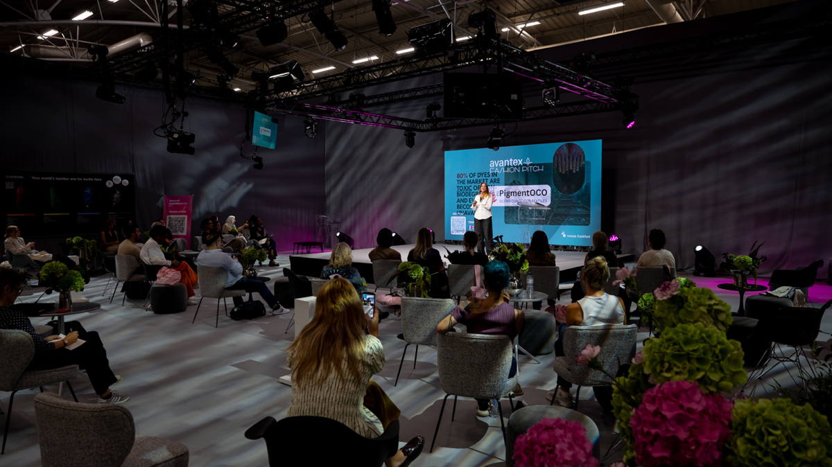 Amal Chebbi, founder of PigmentOCO, during her pitch at Avantex Fashion Pitch Awards 2026.