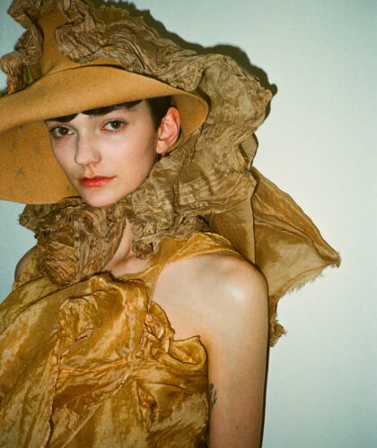 Paolo Carzana, Spring/Summer 2025, How to Attract Mosquitoes. Headwear and creative consulting by Nasir Mazhar. Styling and creative consulting by Patricia Villirillo. Photograph by Joseph Rigby. Courtesy of Paolo Carzana.