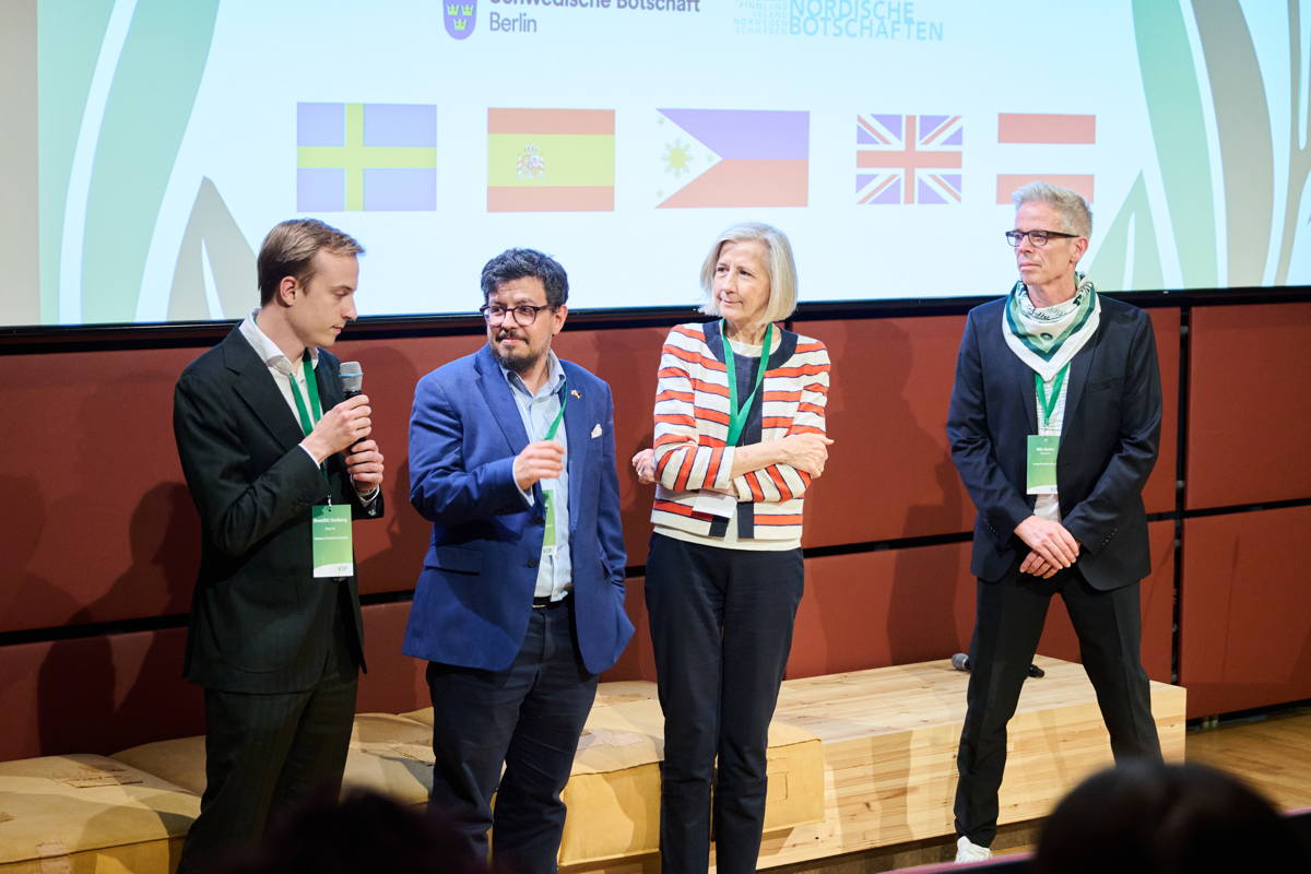 Benedikt Stolberg, from Embassy of Austria; Joshua Sisskin, from British Embassy in Berlin; and Pilar Muñoz Juncosa, Embassy of Spain, at Green Product Award 2025.