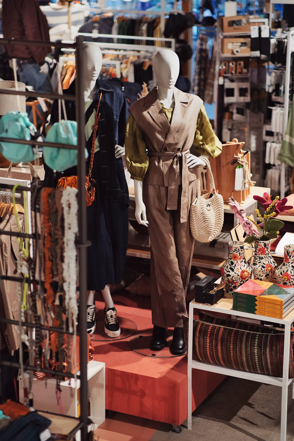 sustainable fashion store
