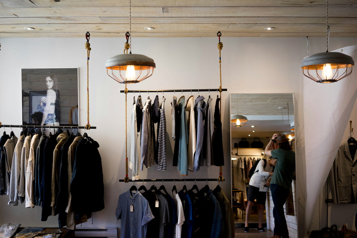 Clothing that can influence fashion psychology and enclothed cognition