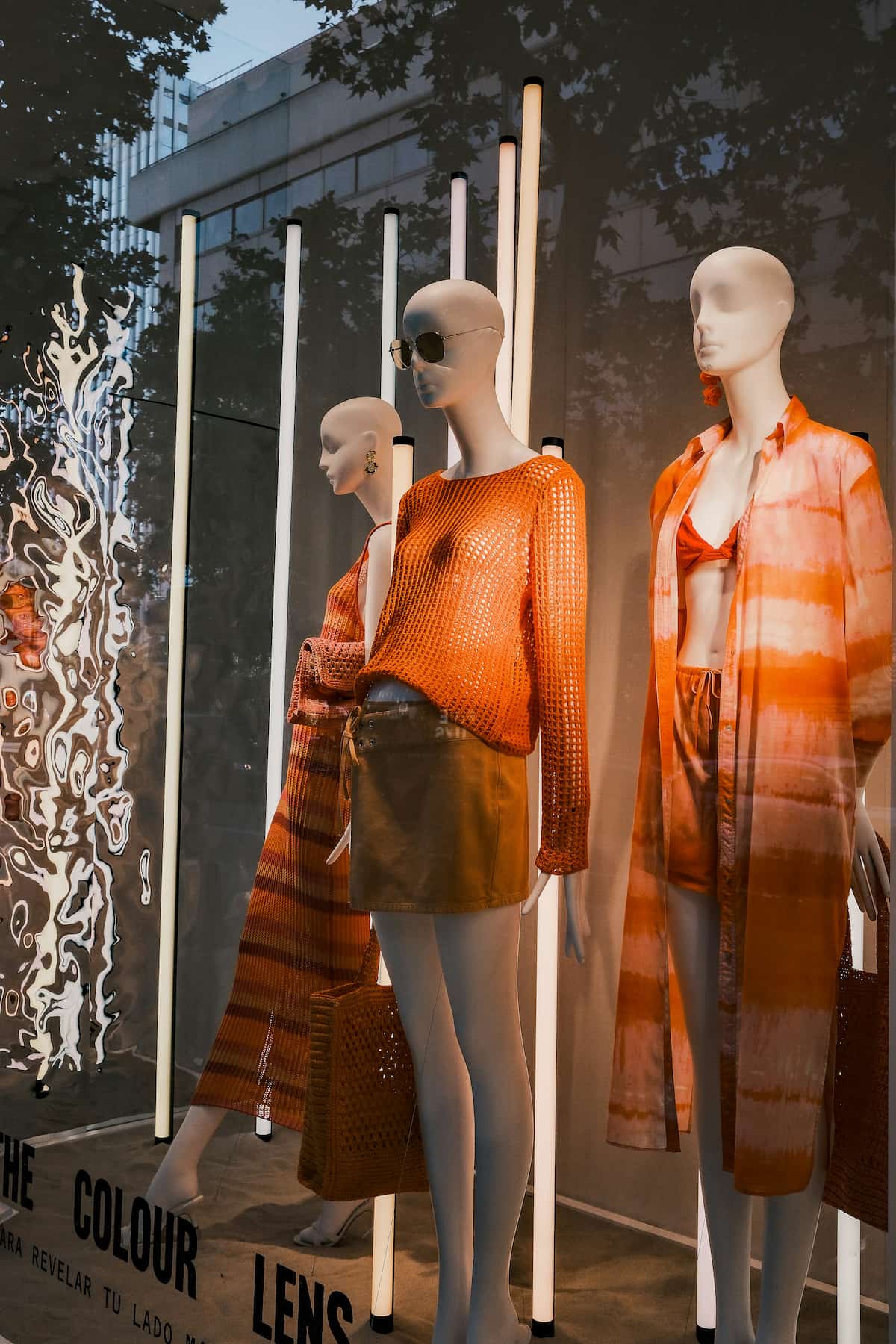 Clothing that can influence fashion psychology and enclothed cognition