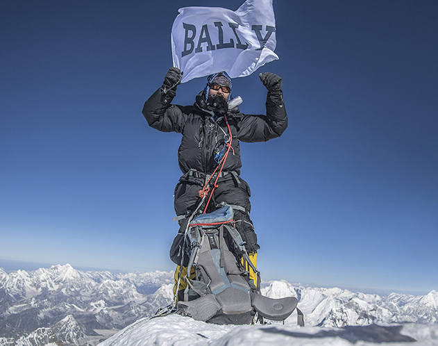 Bally cleans-up Everest’s Peak removing two tons of waste