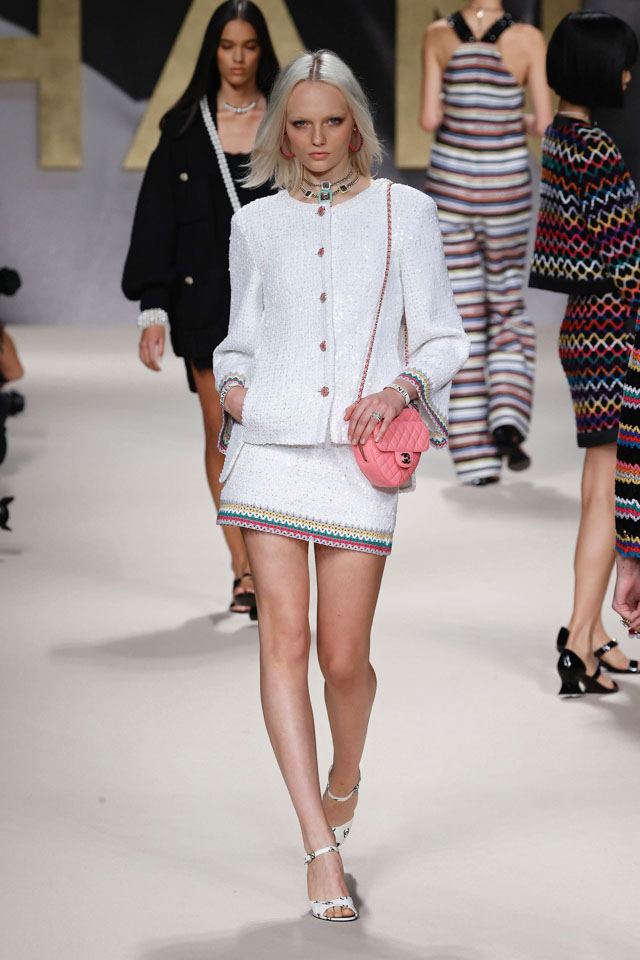 CHANEL Spring-Summer 2022 Ready-to-Wear — Look 8