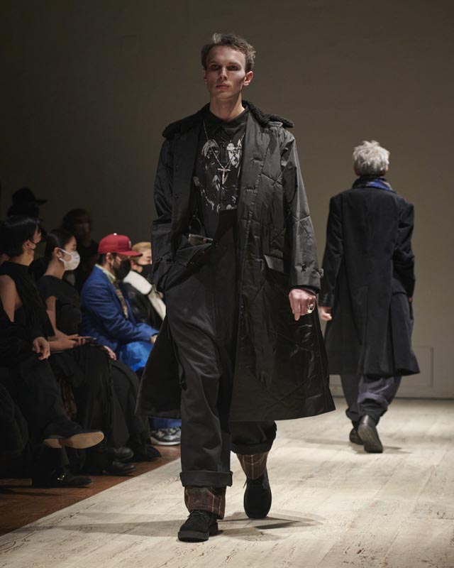 Sustainable Trends | YOHJI YAMAMOTO AW 2022-2023 Menswear